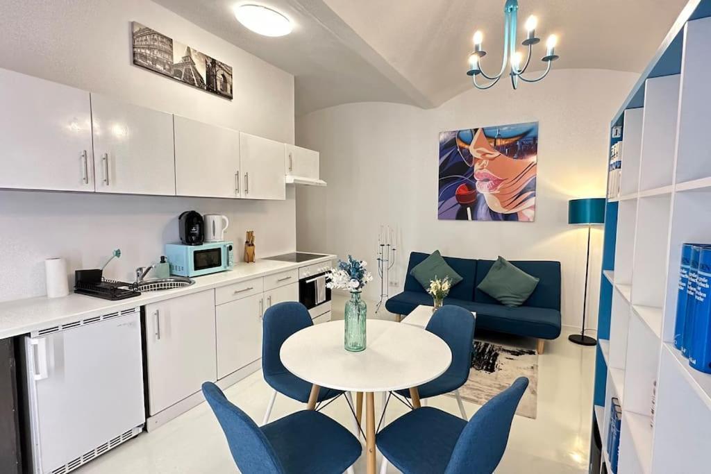 C'Est La Vie A Paris Apartment Vienna Exterior photo